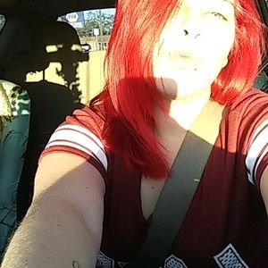 Meet your Posher, Desiree